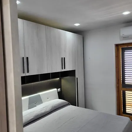 Il Bacio Del Sole Апартаменты *